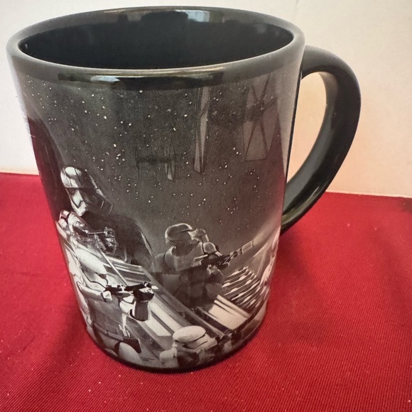 Jerry Leigh Star Wars Force Awakens 15 Oz Coffe Mug Cup Kylo Ren Rey Poe Finn - Picture 2 of 5